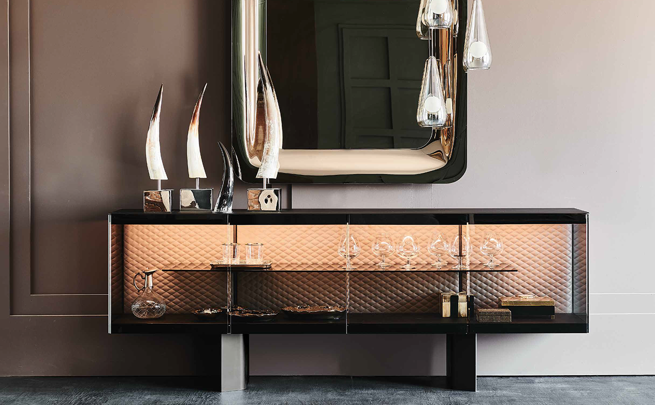 Буфет  CATTELAN ITALIA BOUTIQUE 