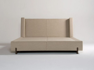 Двуспальная кровать из ткани