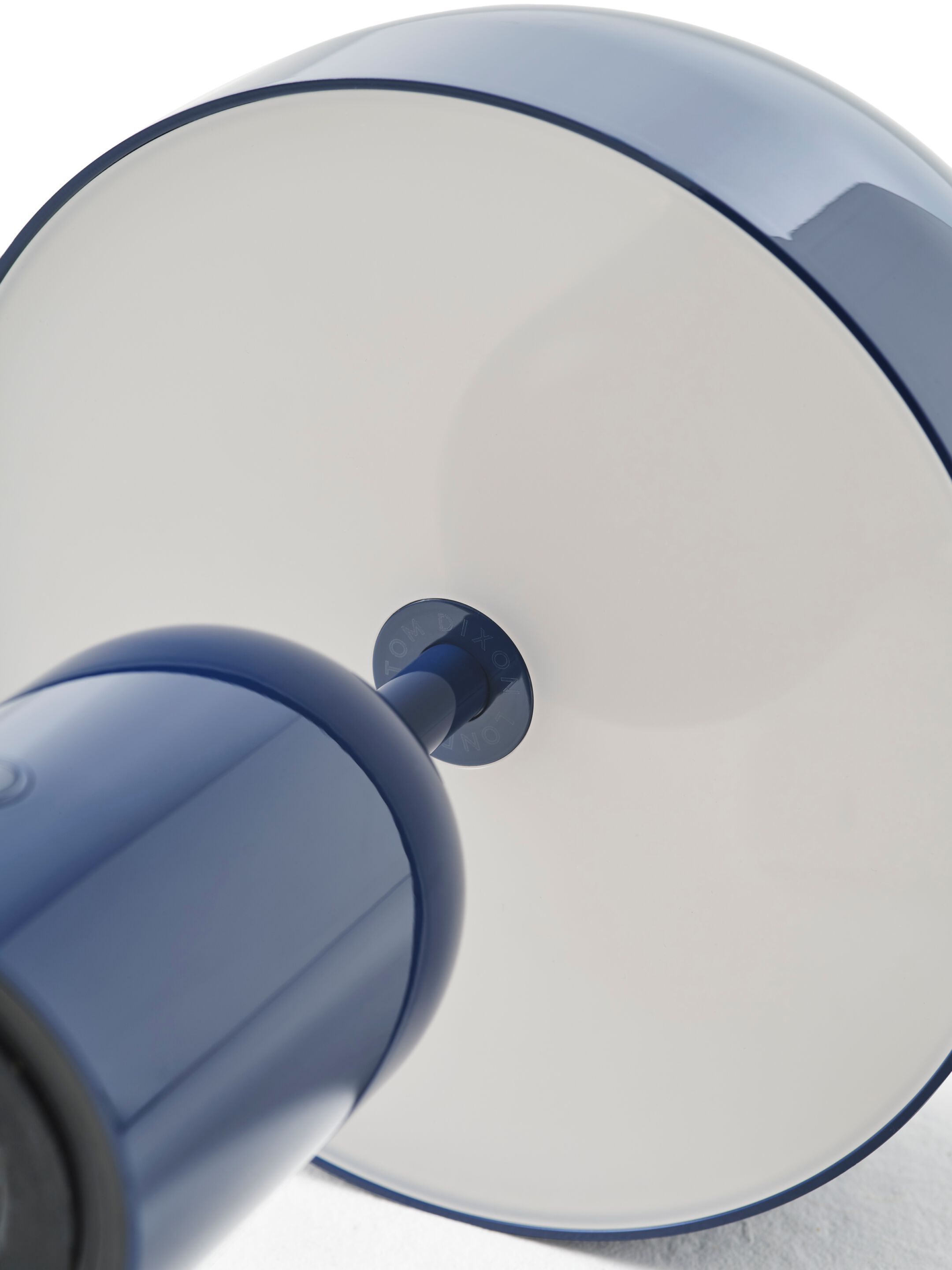 Светодиодная настольная лампа с батарейным питанием Tom Dixon Bell ARCH-00052858 - Вид №14