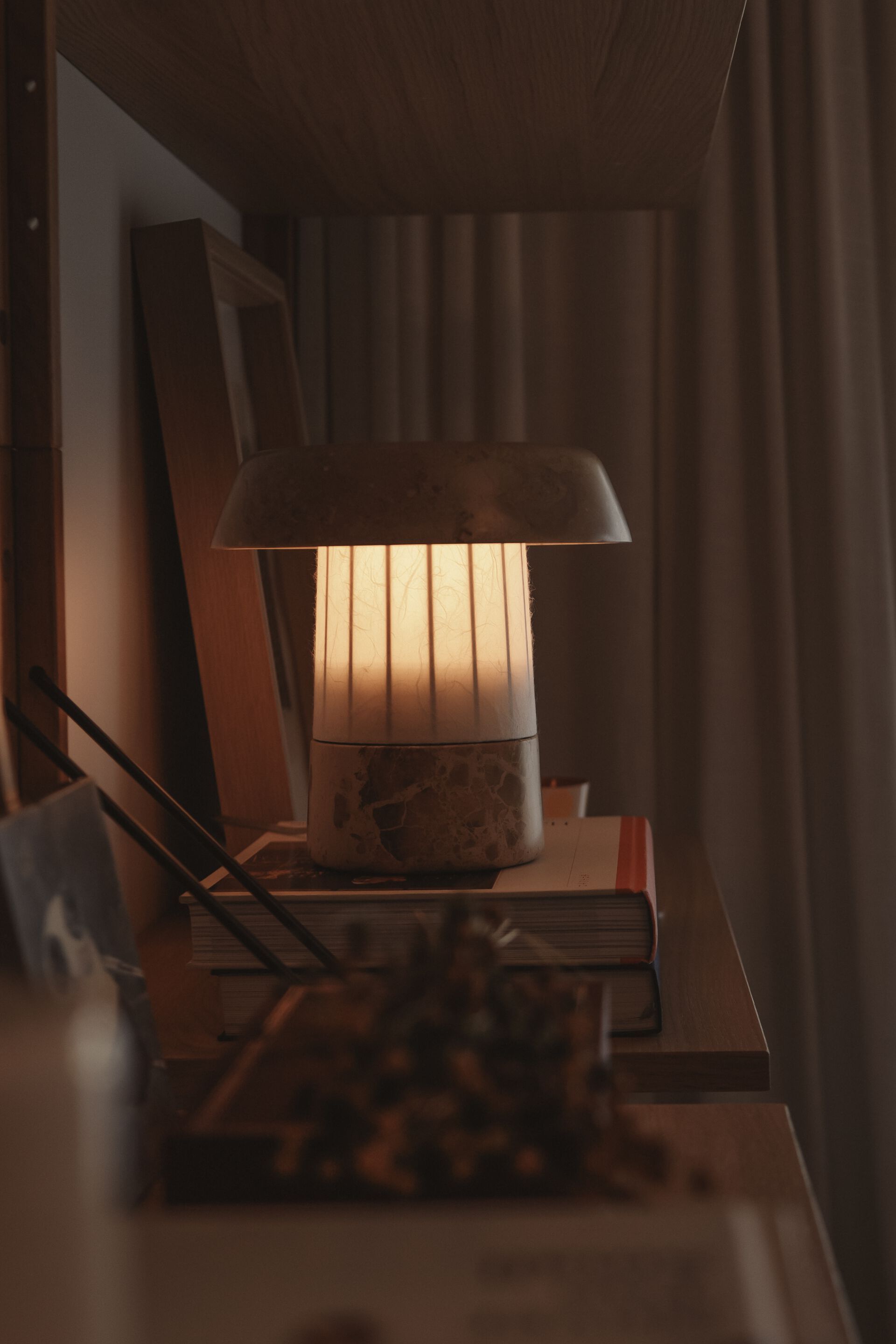 Перезаряжаемая мраморная светодиодная настольная лампа Maami Home SHOJI ARCH-00097862 - Вид №2