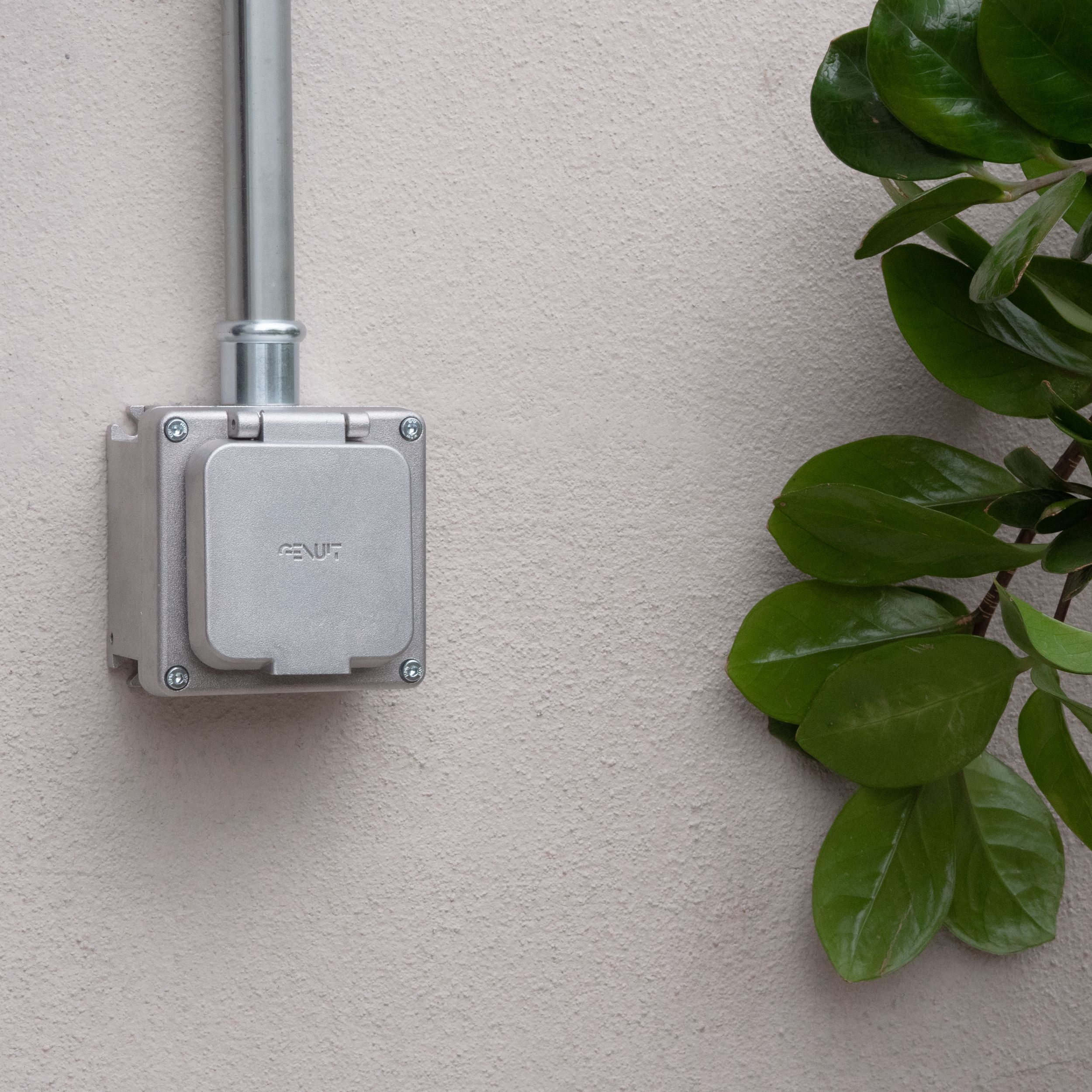 Коробка для наружной электрической системы из натурального алюминия Genuit Silver ARCH-00077426 - Вид №2