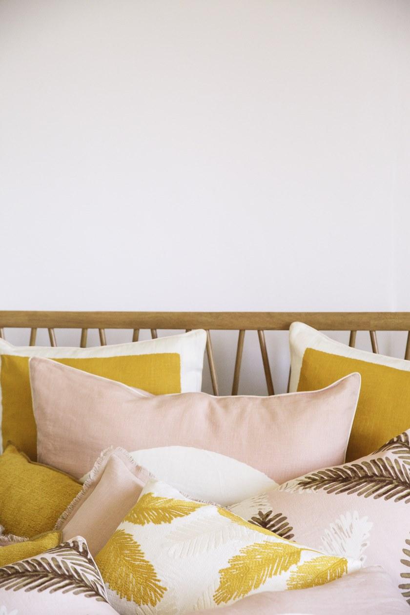 Élitis Прямоугольная льняная подушка с рисунком sun-id-1363916 - Вид №3