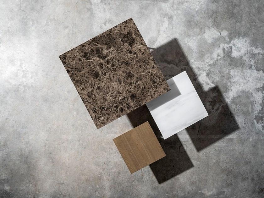 Devina Nais Квадратный журнальный столик из стекла под мрамор sun-id-1406927 - Вид №1