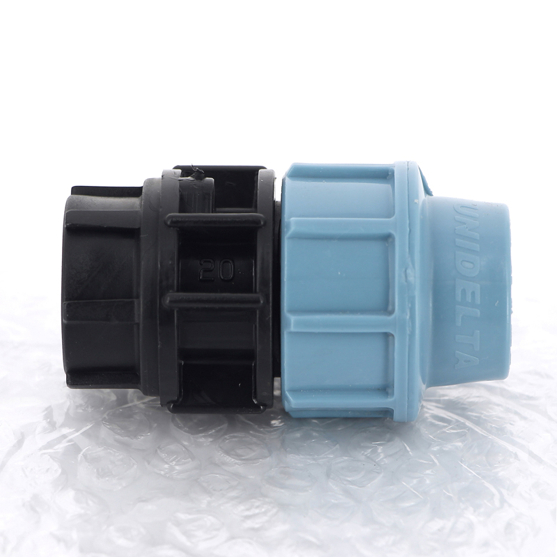 Муфта обжим-В для труб ПНД UNIDELTA 20x1/2" 1004020002