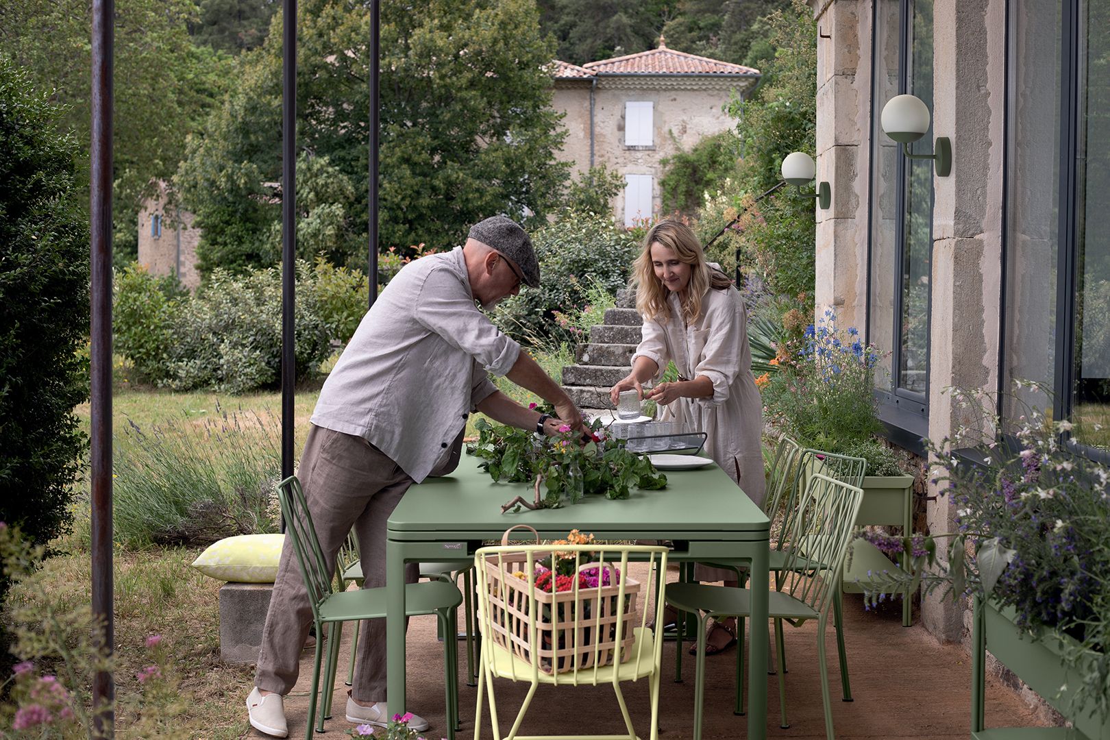 Алюминиевый и стеклянный наружный настенный светильник Fermob Mooon! ARCH-00055615 - Вид №8