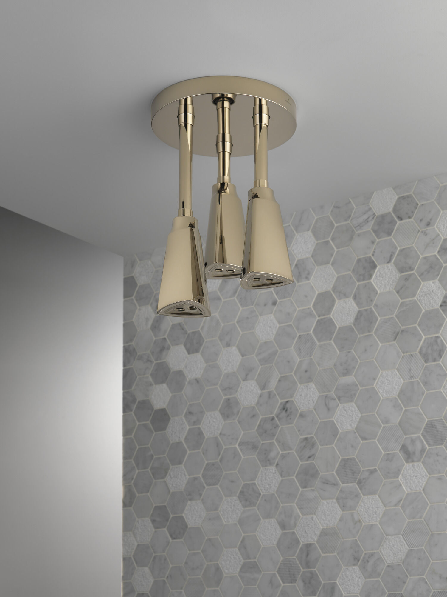 57140-PN25-L Подвесная душевая лейка Raincan со светодиодной подсветкой H2Okinetic® Delta Faucet Universal Showering Полированный никель  - Вид №6