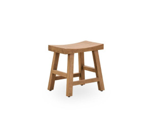 Низкий стул из тикового дерева