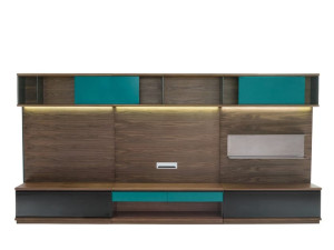 Оборудованная стена