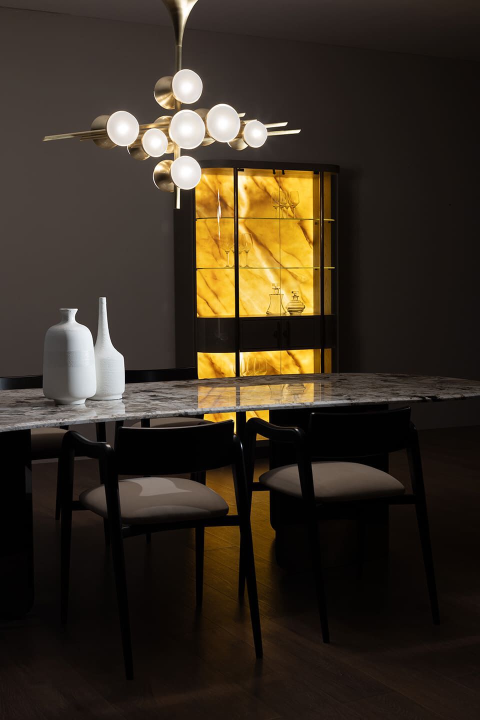 Стул из массива дерева с подлокотниками Greenapple ANJOS ARCH-00032961 - Вид №8