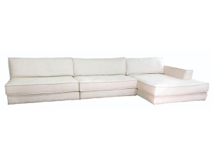 Тканевый диван с полуостровом