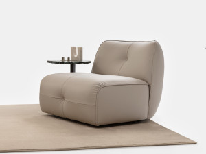 Кресло без подлокотников