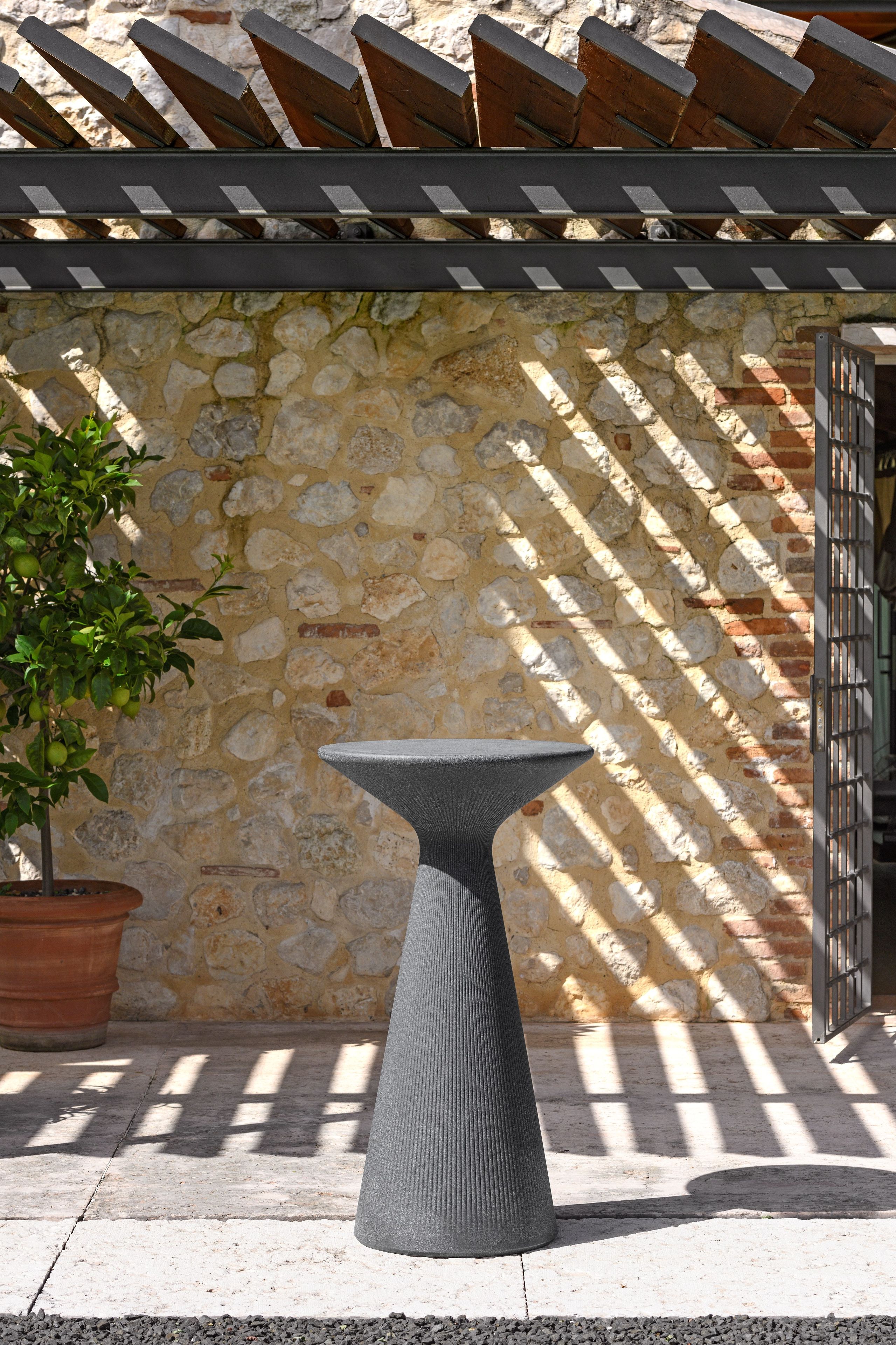 Высокий круглый стол из полиэтилена PLUST Fade ARCH-00053492 - Вид №14