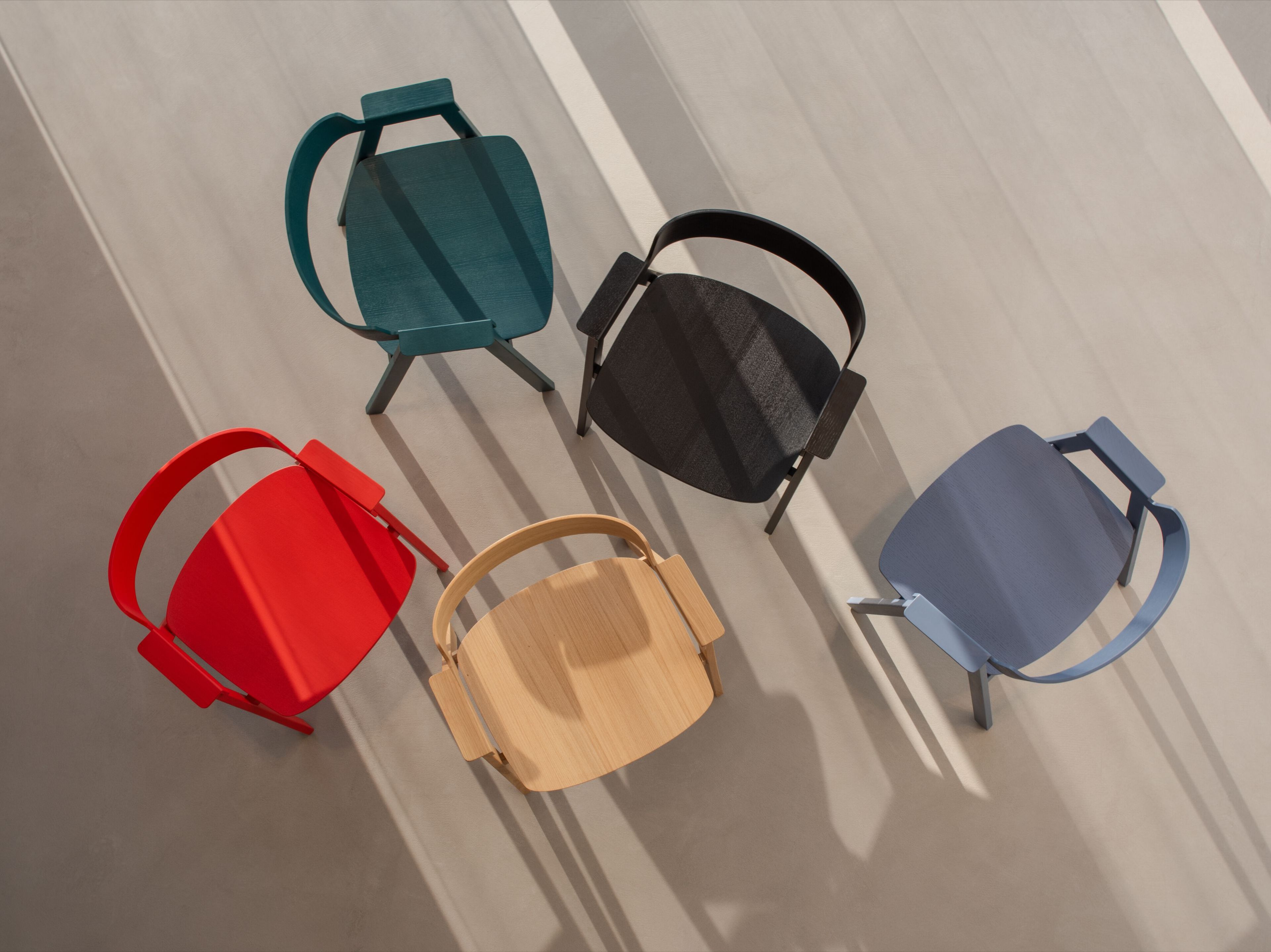 Стул из лакированного дуба с подлокотниками Gazzda FLIP ARCH-00109869 - Вид №16