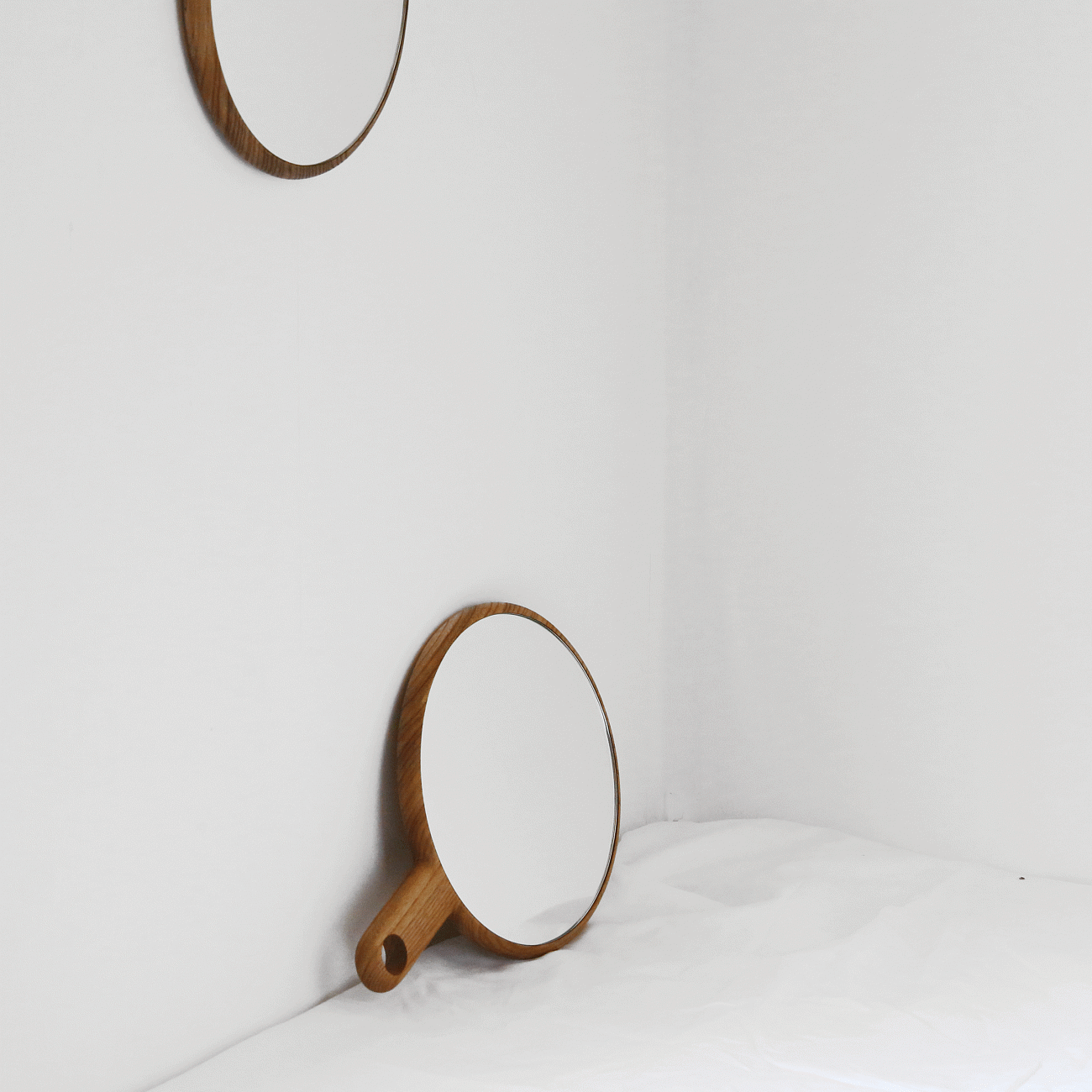 Зеркало настенное деревянное с ручкой Bosco BONESSI ДИЗАЙНЕРСКИЕ 193858 Бежевый  - Вид №10