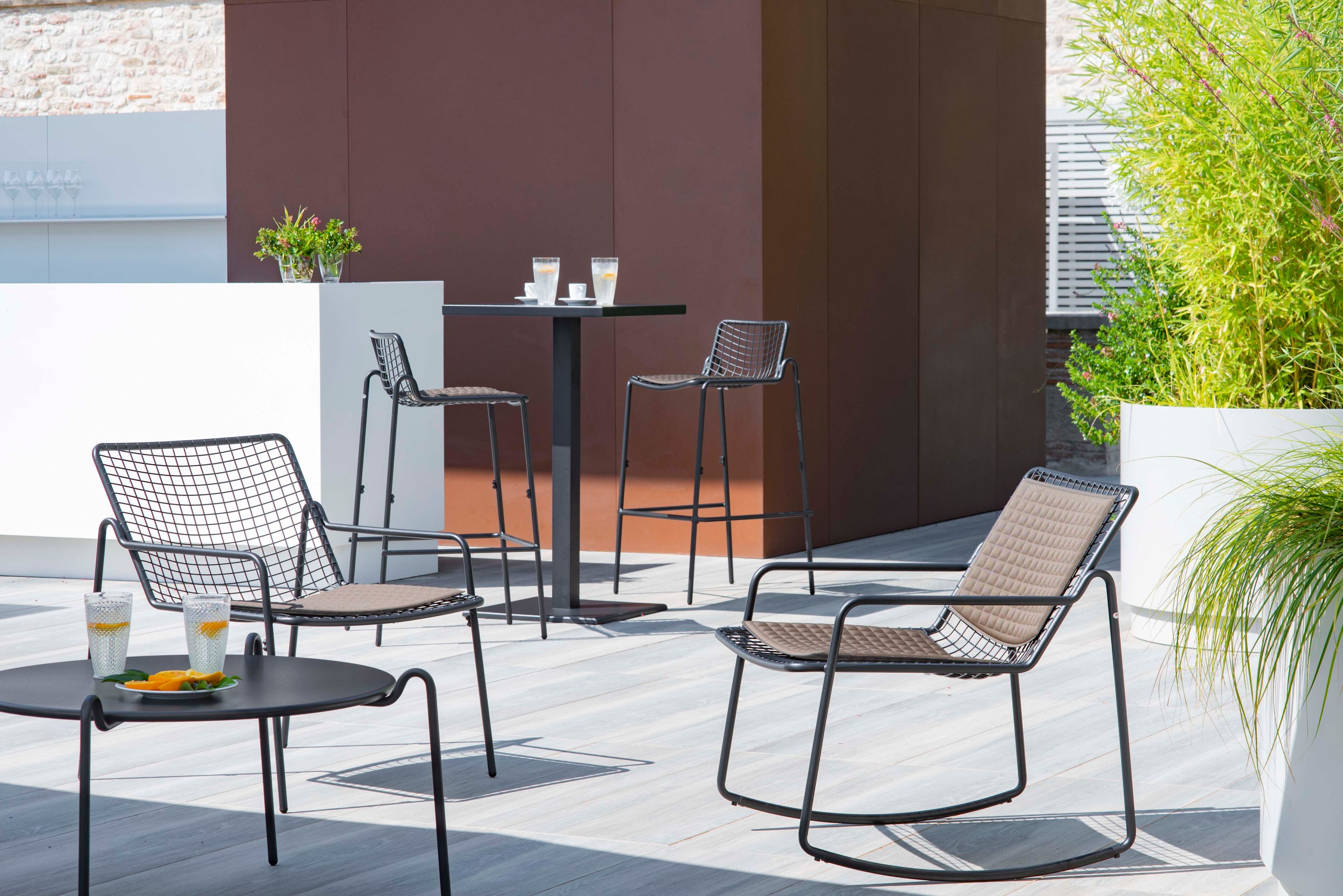 Гостиная качалка из нержавеющей стали emu Rio R50 ARCH-00011112 - Вид №4