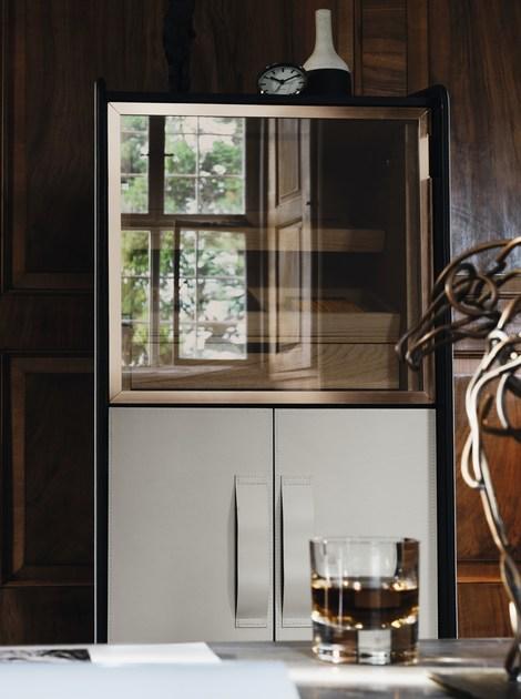 Flou Мобильные портаигари Gentleman sun-id-1457859 - Вид №2