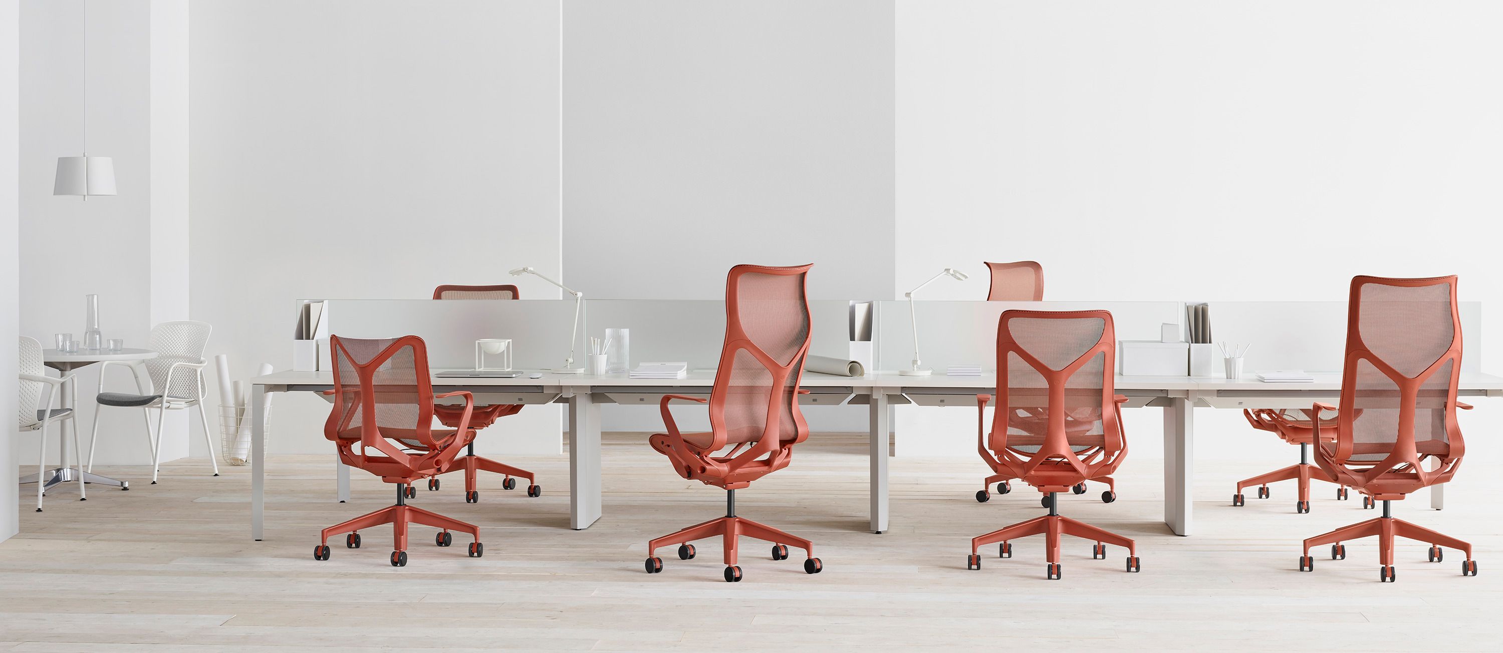 Эргономичный офисный стул с низкой спинкой Herman Miller Cosm ARCH-00114176 - Вид №10