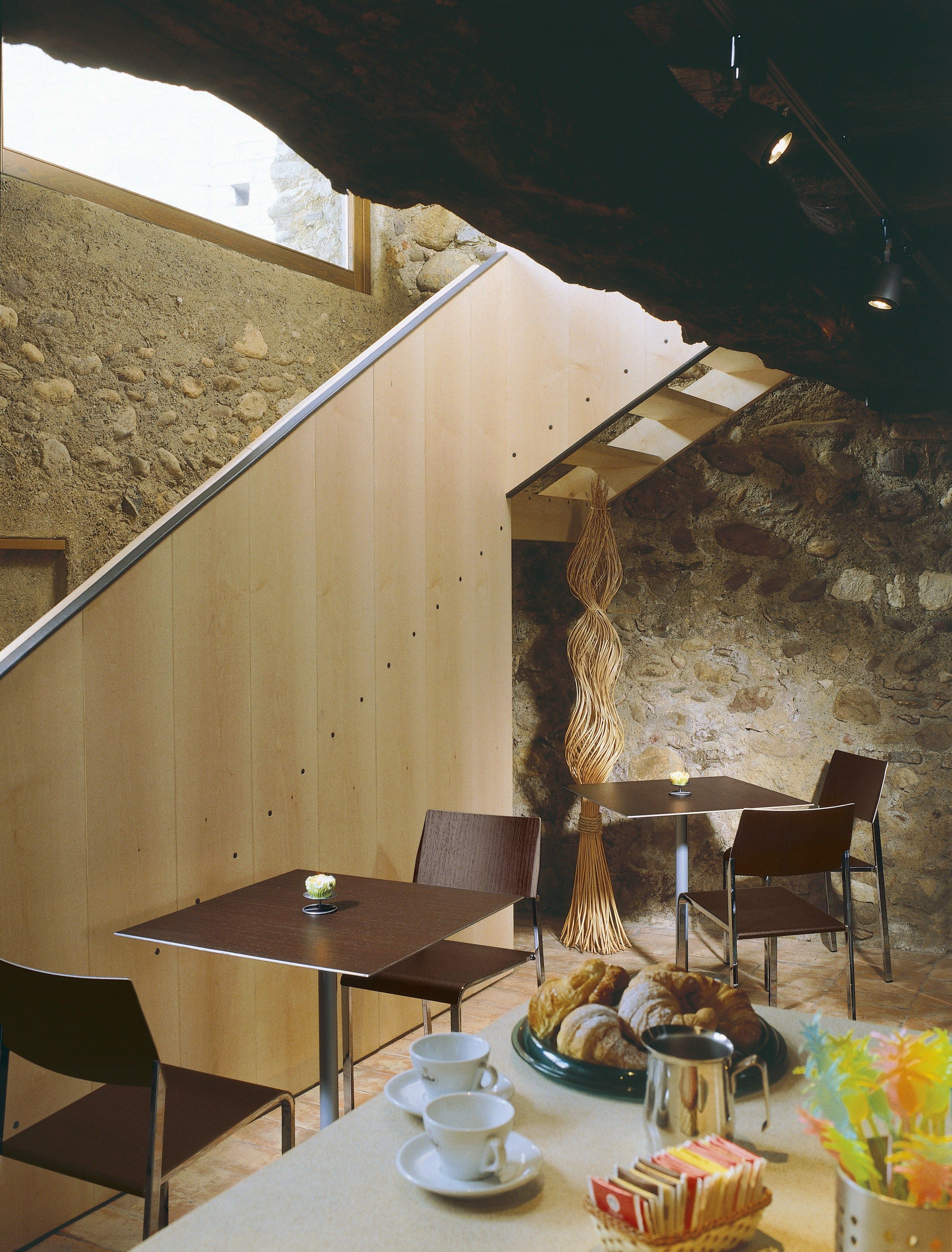 Квадратный стол для контракта YDF барные столы ARCH-00003470 - Вид №1