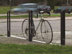 URBIDERMIS Крепление для велосипедов из чугуна Sammy