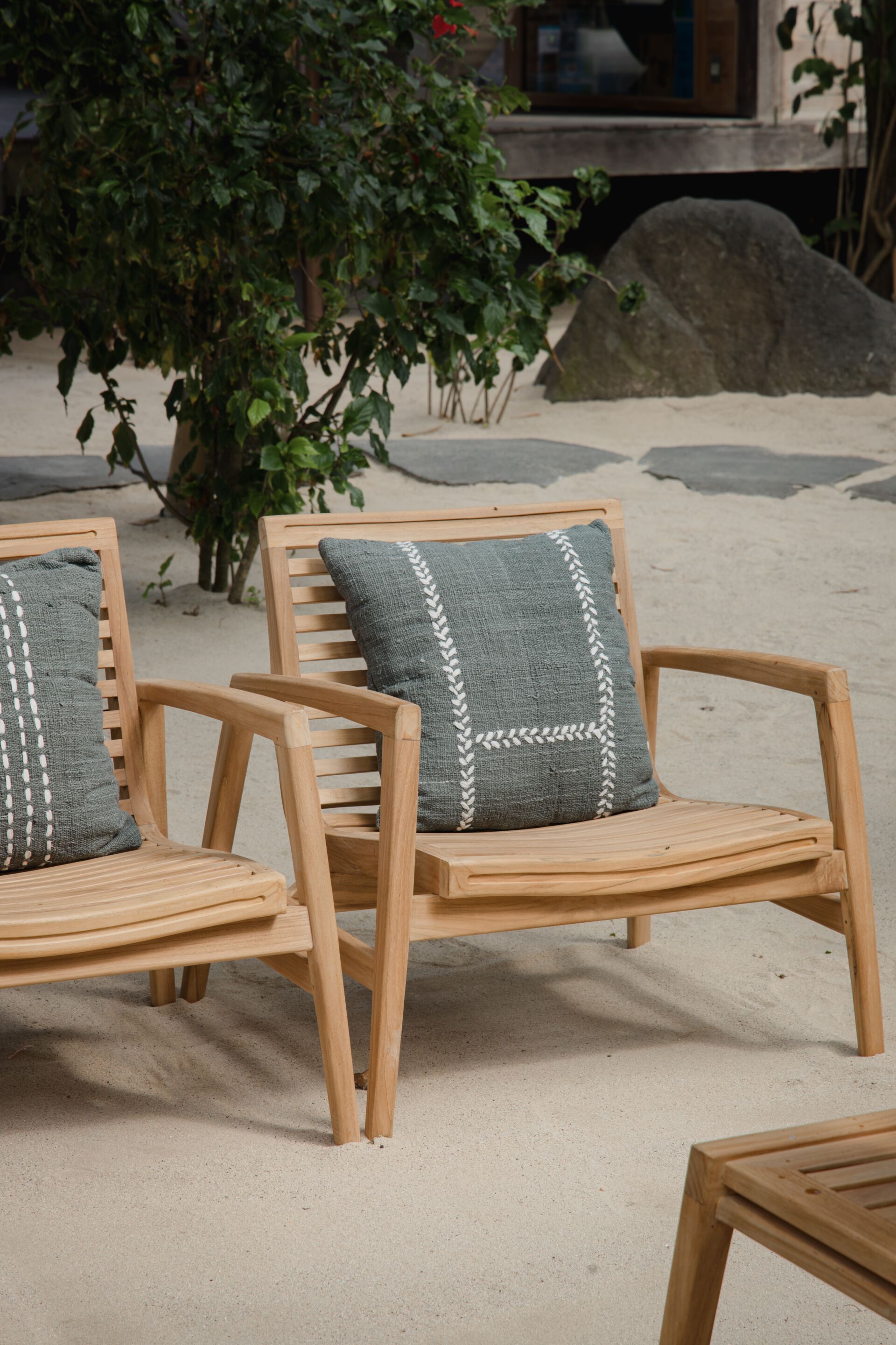 Садовое кресло из тикового дерева с подлокотниками cbdesign Rally ARCH-00070278 - Вид №2