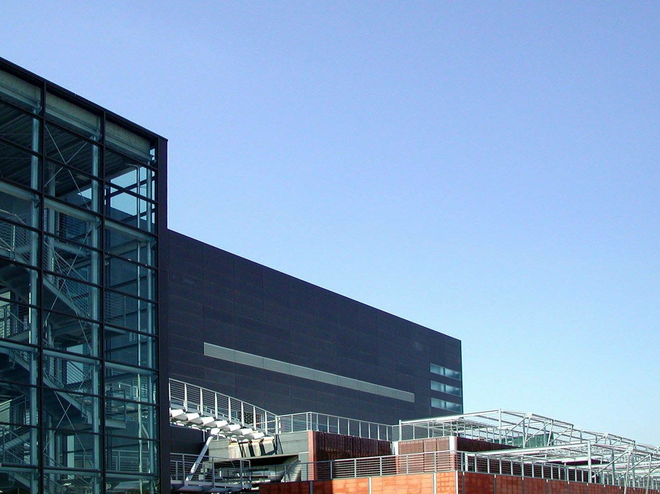 Фасадные и кровельные панели из армированного волокном бетона SWISSPEARL Swisspearl® ARCH-00046860 - Вид №7