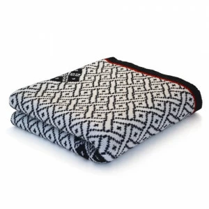 Плед шерстяной 135х150 см Fred черно-белый APERO ДИЗАЙНЕРСКИЕ, ОРНАМЕНТ 010365 Черно-белый