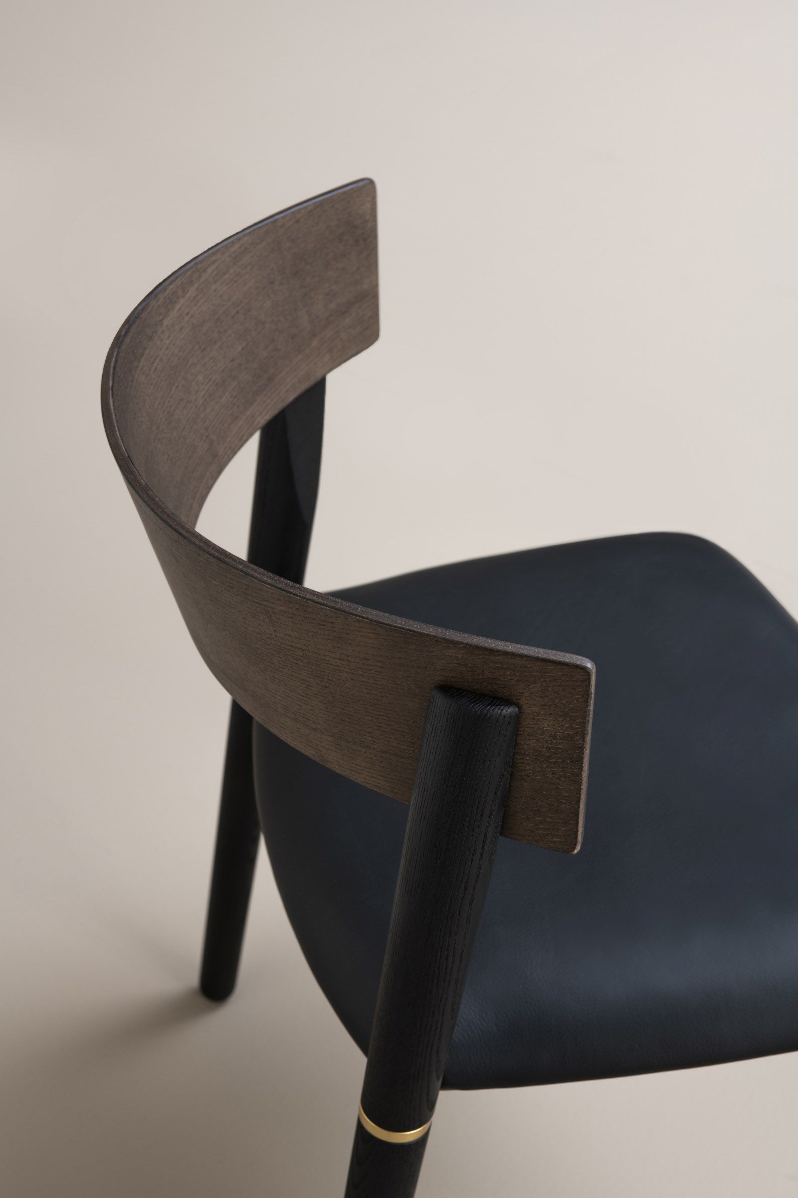 Стул с кожаным мягким сиденьем PIAVAL PIPE-Contract ARCH-00071054 - Вид №2