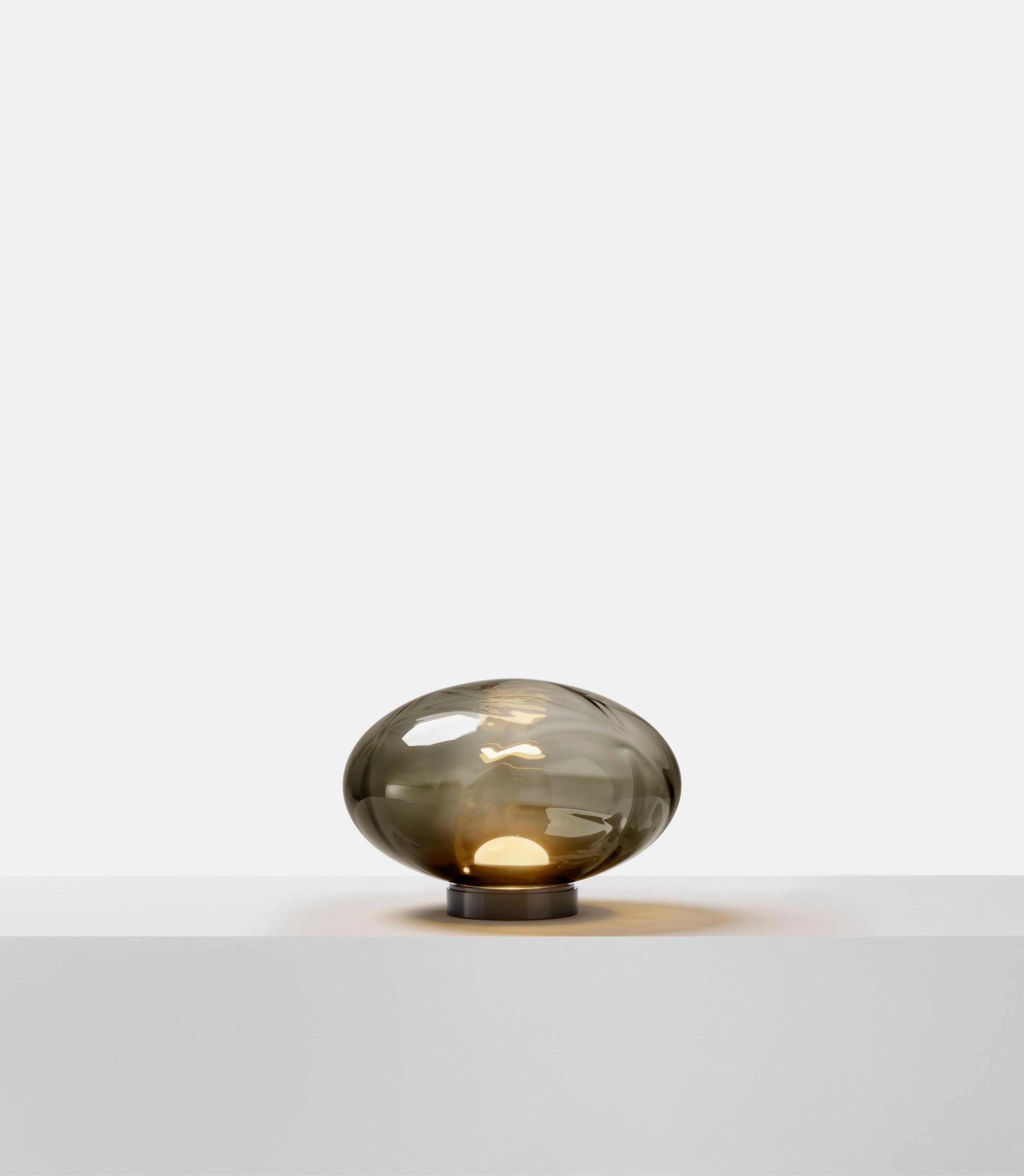 Стеклянная светодиодная настольная лампа с регулируемой яркостью Ross Gardam Aeris ARCH-00122460 - Вид №19