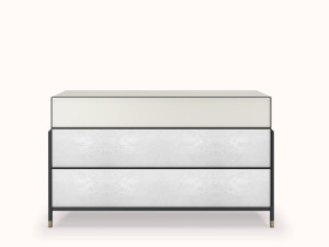 Деревянный комод с керамическими фасадами