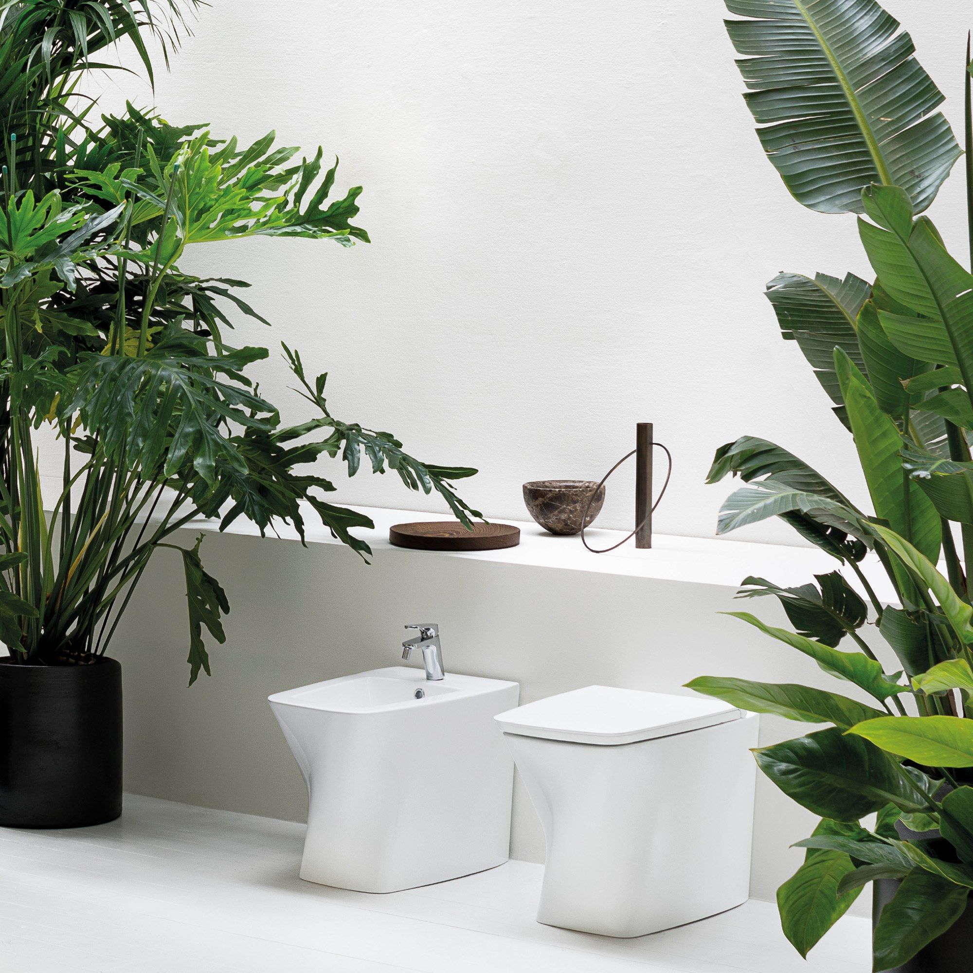 Напольное керамическое биде Azzurra Ceramica Hera ARCH-00096234 - Вид №1