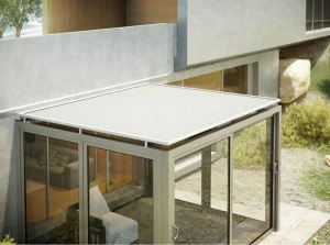 KE Outdoor Design Моторизованный тент-бокс с кронштейнами Screeny