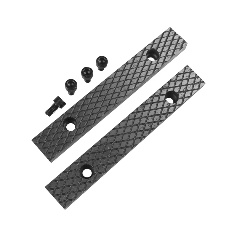 Губки сменные стальные для тисков слесарных 200 мм BERGER BG1345 Верстакофф 