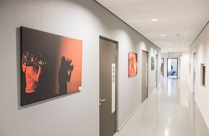 Алюминиевая потолочная витрина STUDIO T Teknoline ARCH-00065749 - Вид №8