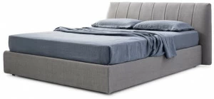 ZANETTE Кожаная кровать с обивкой и изголовьем.