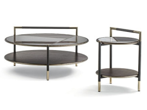 Круглый металлический и деревянный журнальный столик