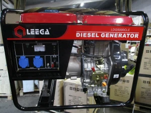 Генератор дизельный Амперос LDG11000E-3 с АВР