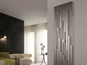 CORDIVARI Вертикальный радиатор из сатинированной стали Inox