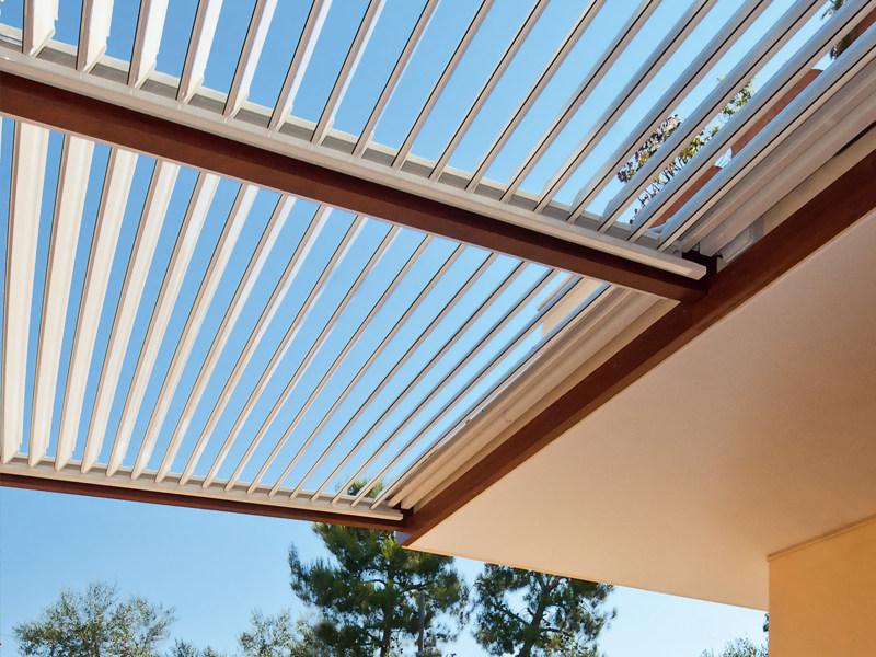 MV Living Отдельностоящая алюминиевая пергола с регулируемыми жалюзи Bioclimatiche sun-id-1397812 - Вид №5