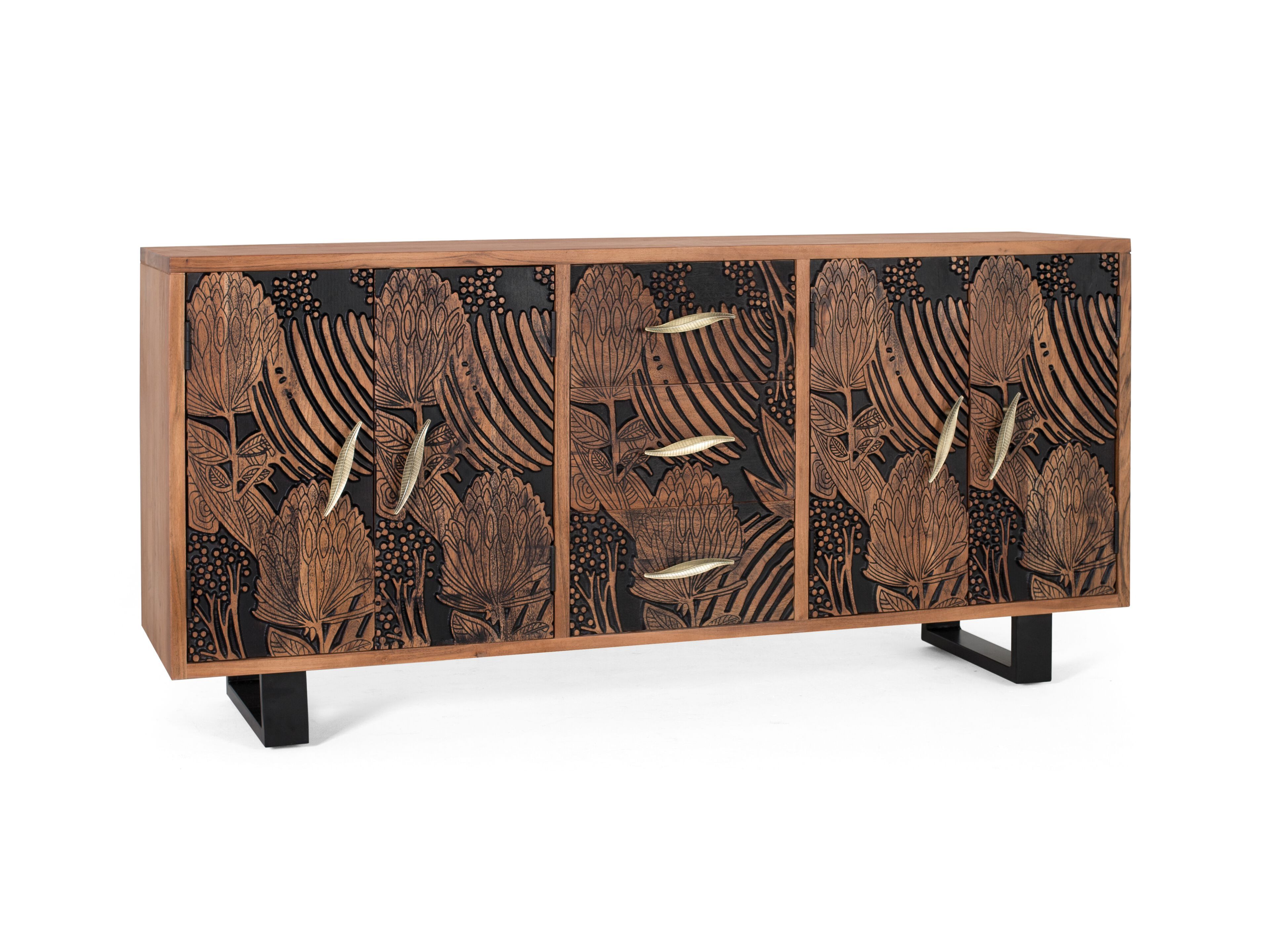 Шкаф из акации с распашными дверцами и ящиками Giner y Colomer Tropicana ARCH-00094096