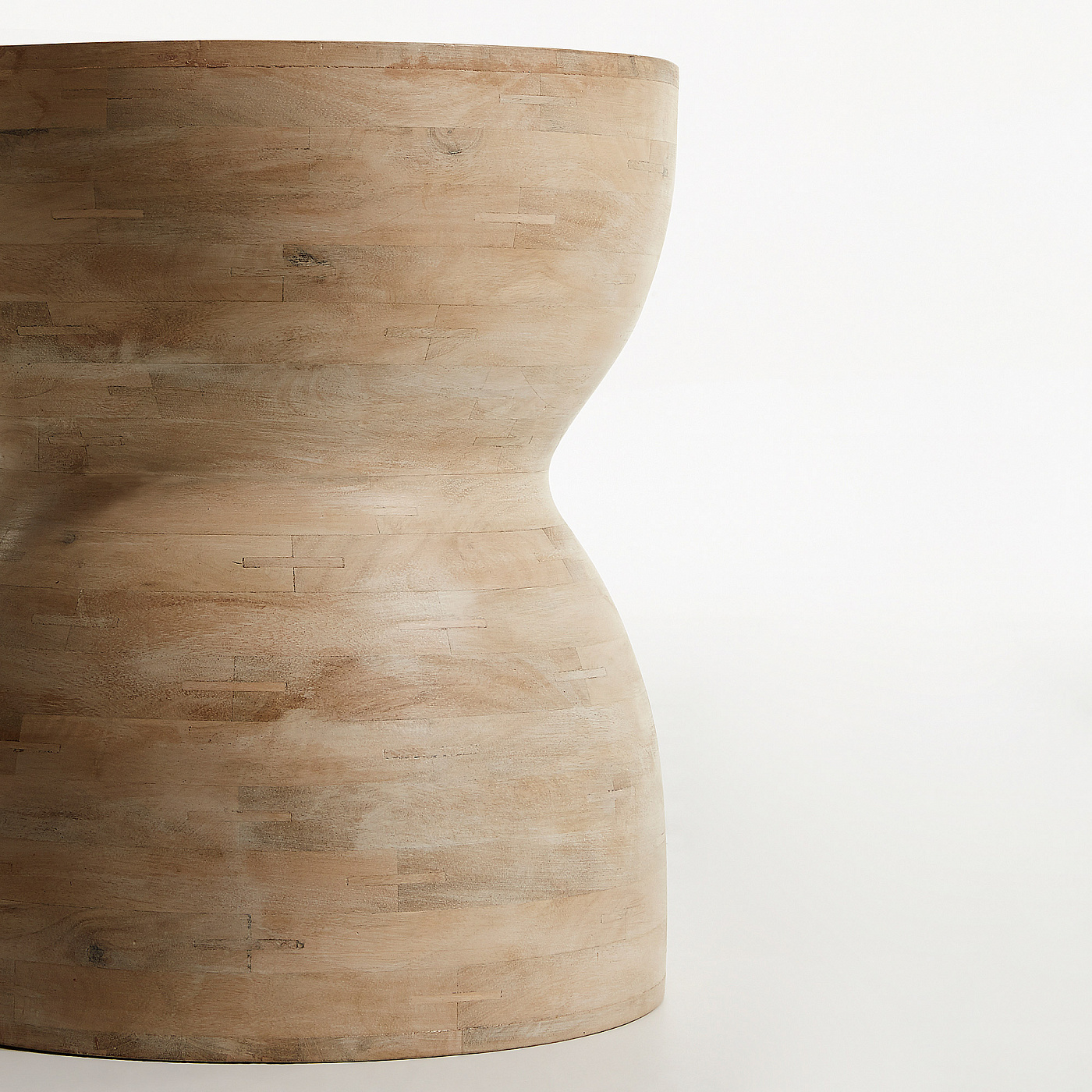 054376 Приставной стол Matz из манго из дерева La Forma Mazy 