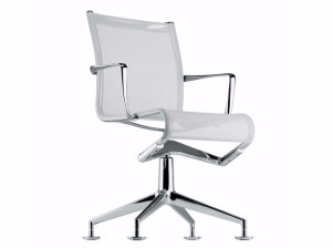 Сетчатое вращающееся офисное кресло с подлокотниками