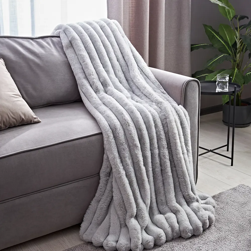 Santreyd Technominimal: ультрамягкий плед из искусственного меха 84720863 STLM-0053987 - Вид №4