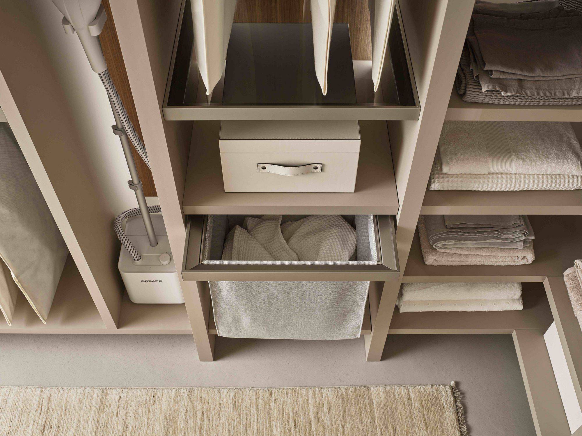 Кухня без ручек на заказ с полуостровом ERNESTOMEDA знак ARCH-00140912 - Вид №12