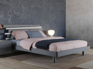 Деревянная двуспальная кровать для хранения