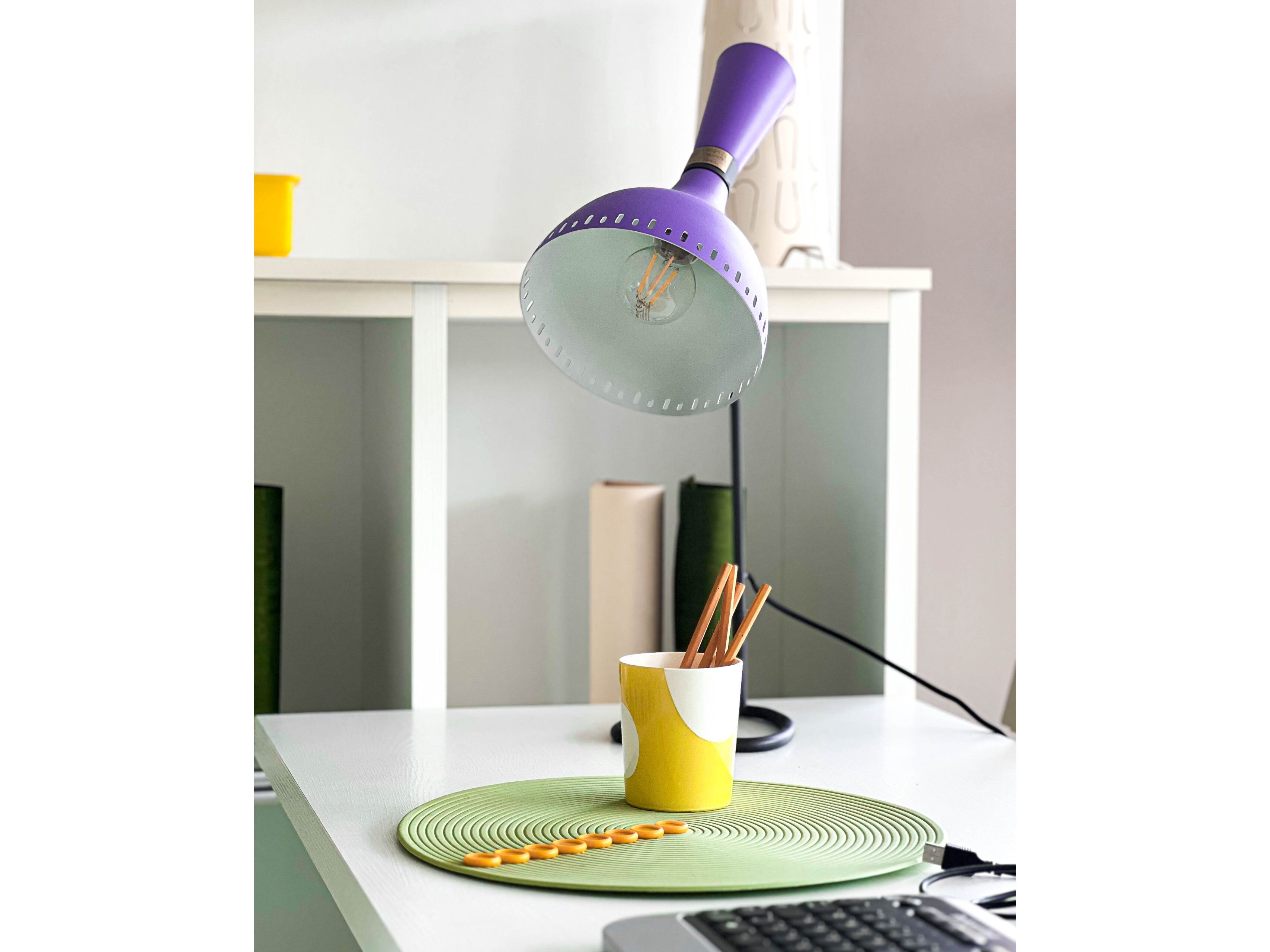 Металлическая светодиодная настольная лампа Lampex Italiana Bell ARCH-00087511 - Вид №1