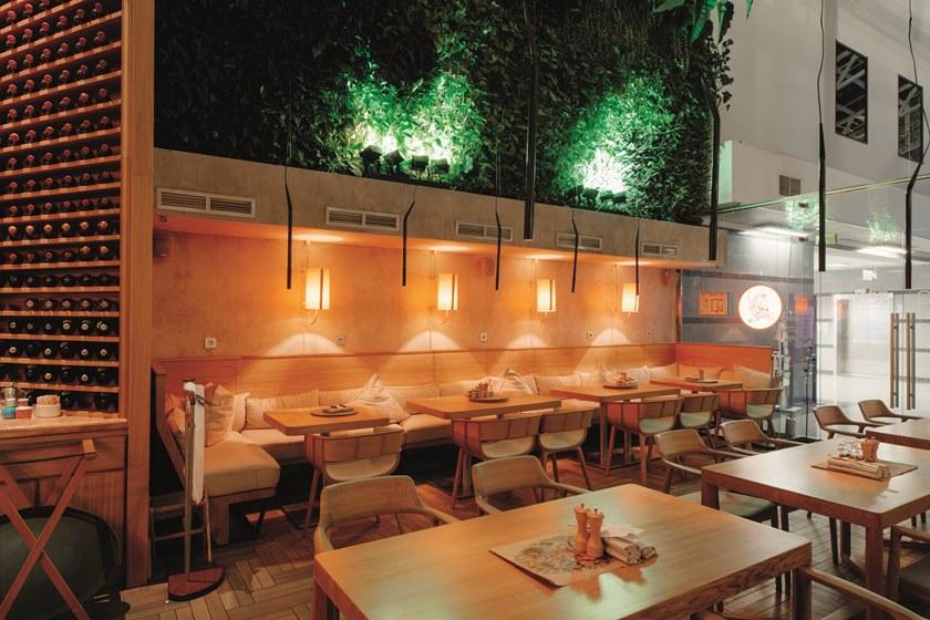 Casamania & Horm Стул из дуба, обитый тканью или кожей, с подлокотниками Maritime sun-id-1345106 - Вид №4