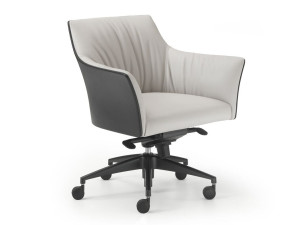 Кожаное вращающееся офисное кресло с колесами