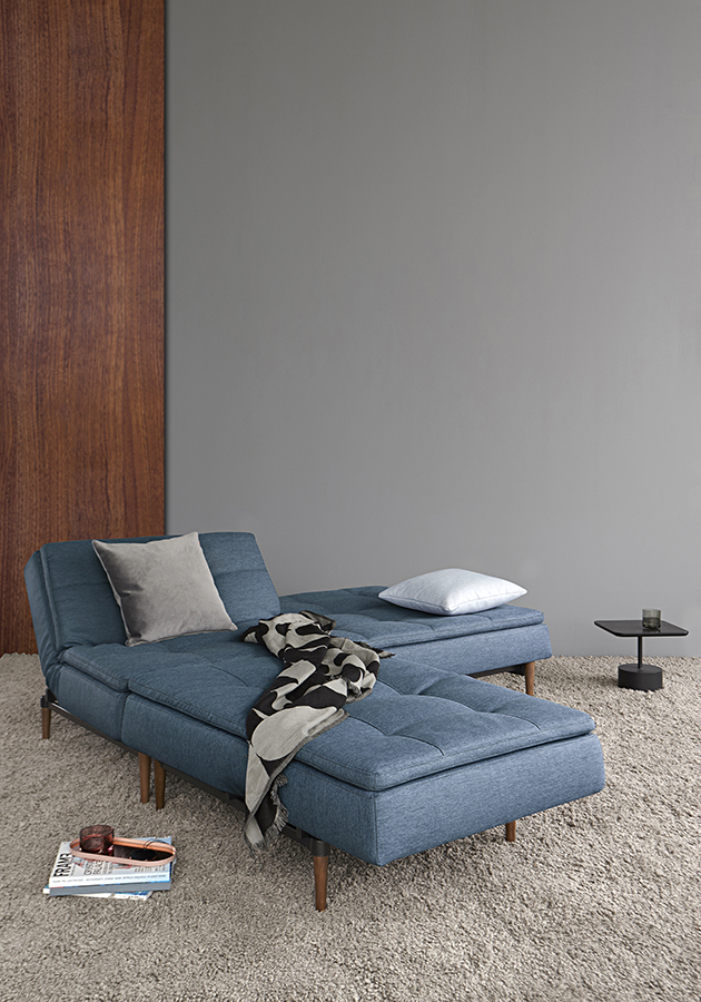 Диван Dublexo c ножками Styletto из темного дерева и черной рамой, индиго Innovation Living DUBLEXO558 - Вид №1