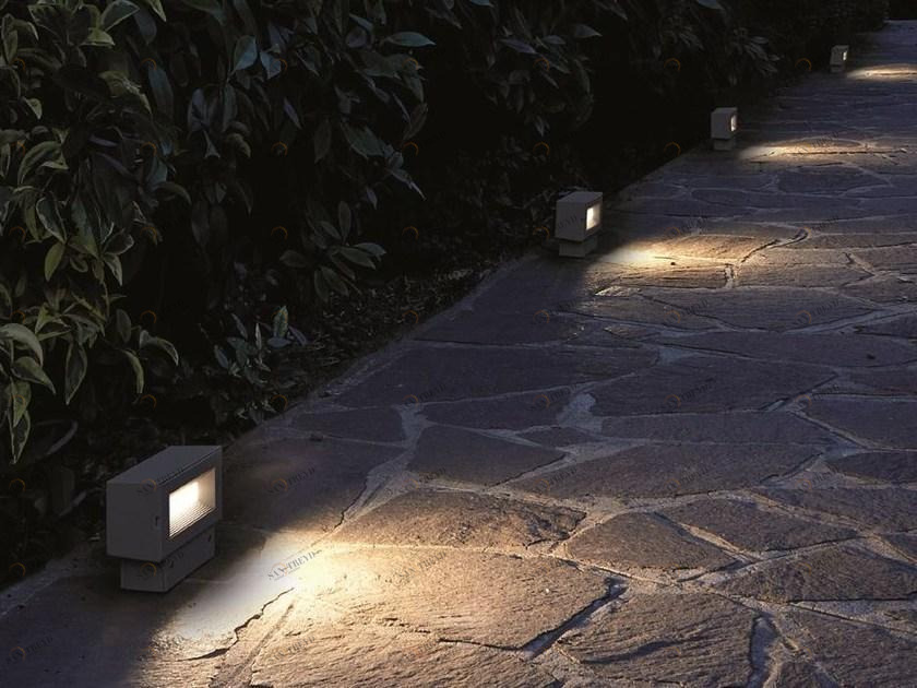 Goccia Illuminazione Алюминиевый столбиковый фонарь Quantum sun-id-1421758