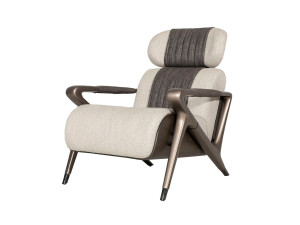 Тканевое кресло с подлокотниками